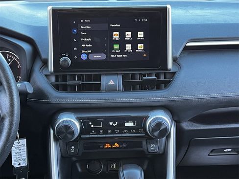 Used 2024 Toyota RAV4 LE image 15