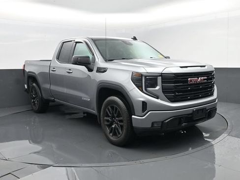 Used 2024 GMC Sierra 1500 Elevation AWD/4WD image 3