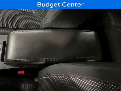 Used 2017 Chevrolet Equinox LT w/ Convenience Package FWD image 25