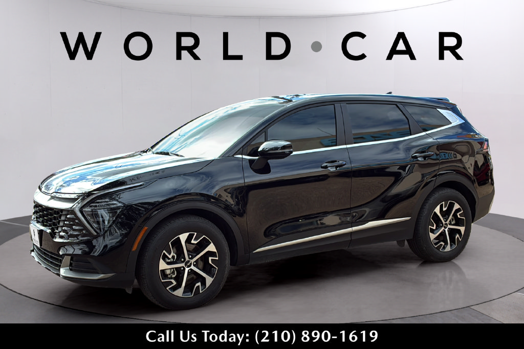 Used 2025 Kia Sportage EX FWD image 13