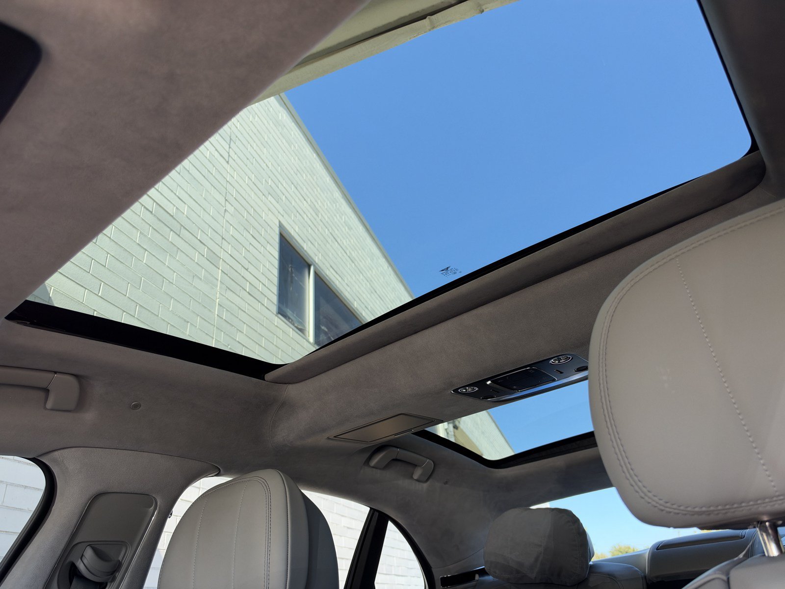 Certified 2025 Bentley Flying Spur Plug-In Hybrid AWD/4WD image 37