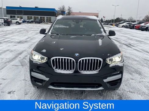 Used 2021 BMW X3 xDrive30e image 2