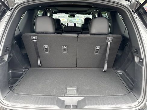 Used 2026 Honda Pilot Black Edition image 15