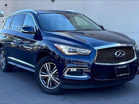 Used 2020 INFINITI QX60 Luxe w/ Essential Package AWD/4WD image 2