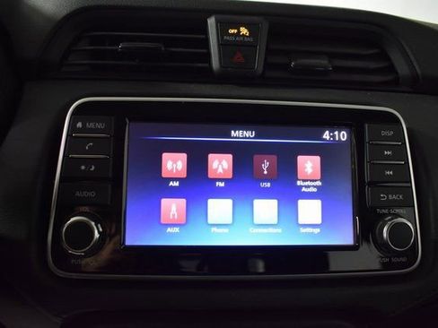 Certified 2025 Nissan Versa S w/ Trunk Package image 18