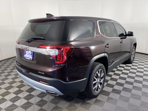 Used 2021 GMC Acadia SLE AWD/4WD image 4