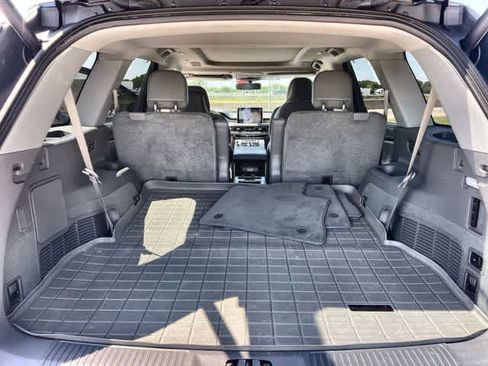 Used 2020 Lincoln Aviator Reserve w/ Equipment Group 202A AWD/4WD image 20