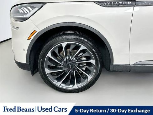 Used 2024 Lincoln Aviator Reserve w/ Equipment Group 201A AWD/4WD image 40