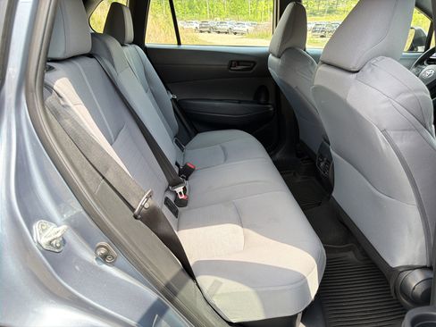 Used 2023 Toyota Corolla Cross AWD Hybrid image 15