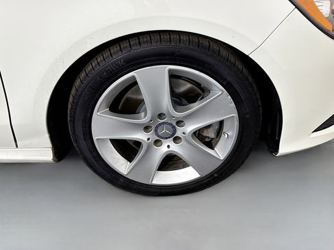 Used 2016 Mercedes-Benz CLA 250 image 32