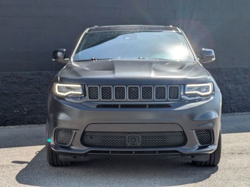 Used 2019 Jeep Grand Cherokee Trackhawk AWD/4WD image 2