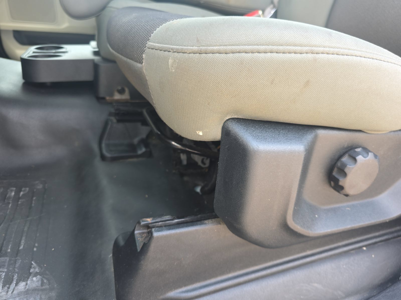 Used 2019 Ford F150 XL w/ Equipment Group 101A Mid RWD image 15