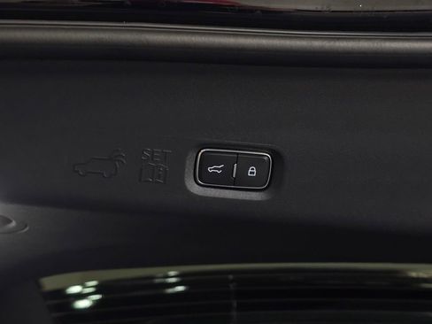 New 2025 Lincoln Navigator Reserve w/ Jet Appearance Package image 12