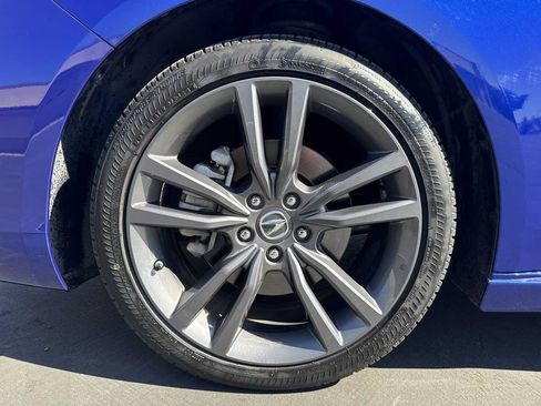 Used 2018 Acura TLX V6 w/ Technology & A-SPEC Pkg FWD image 9