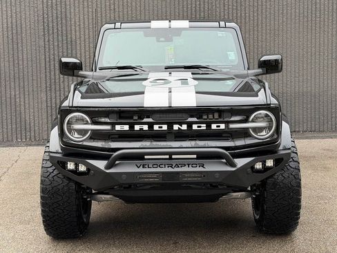 New 2025 Ford Bronco Outer Banks image 2