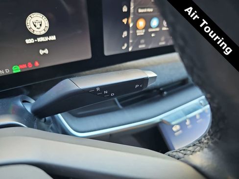Used 2024 Lucid Air Touring image 21