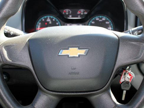 Used 2021 Chevrolet Colorado W/T image 17