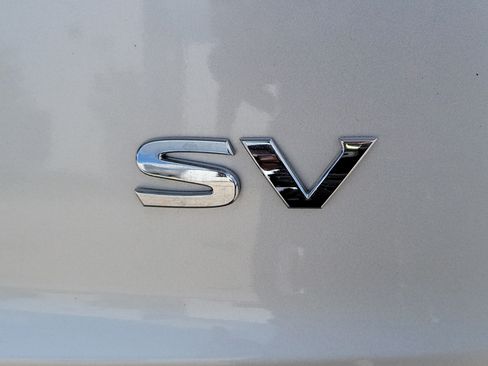 Certified 2023 Nissan Rogue SV FWD image 11