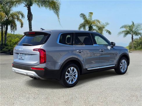 Used 2022 Kia Telluride LX AWD/4WD image 4