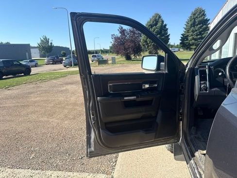 Used 2016 RAM 1500 Laramie w/ Convenience Group AWD/4WD image 20