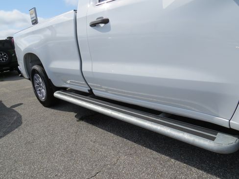 Used 2025 Chevrolet Silverado 1500 W/T RWD image 9