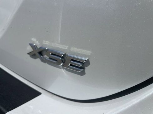 Used 2021 Toyota Camry XSE FWD image 31