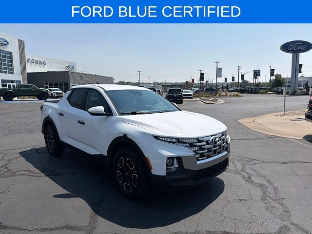 Used 2023 Hyundai Santa Cruz SE AWD/4WD image 1