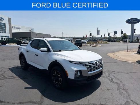 Used 2023 Hyundai Santa Cruz SE AWD/4WD image 1