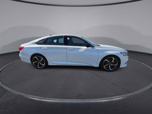 Certified 2022 Honda Accord Sport image 9