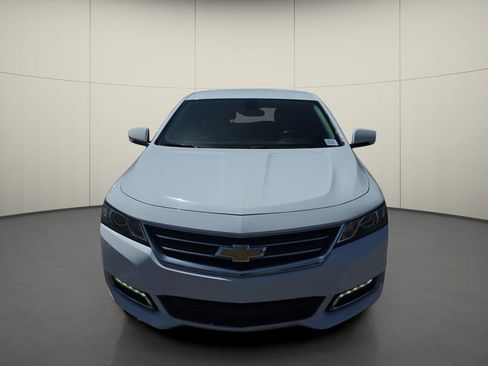 Used 2020 Chevrolet Impala LT FWD image 2