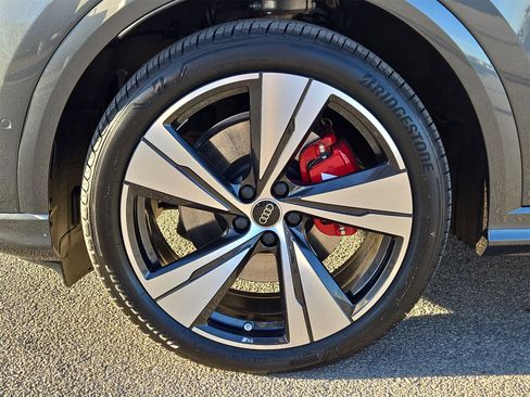 New 2025 Audi SQ5 Premium Plus image 11