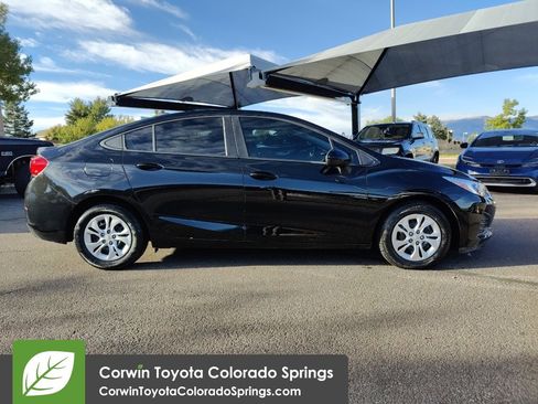 Used 2019 Chevrolet Cruze LS image 11