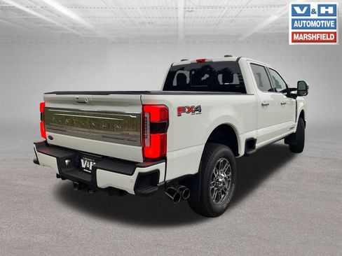 Used 2025 Ford F250 Platinum w/ Platinum Plus Package AWD/4WD image 38