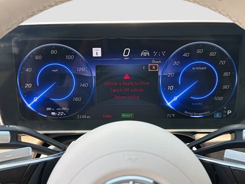 Used 2022 Mercedes-Benz EQS 450+ Sedan image 39