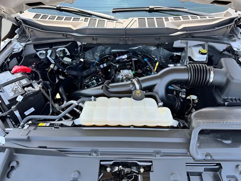 Used 2025 Ford F150 STX RWD image 30