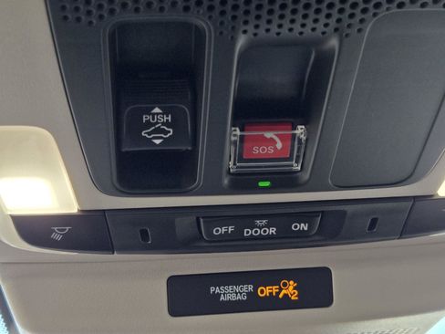 Used 2023 Honda Accord EX image 33