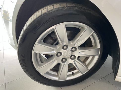 Used 2015 Buick LaCrosse Premium image 10