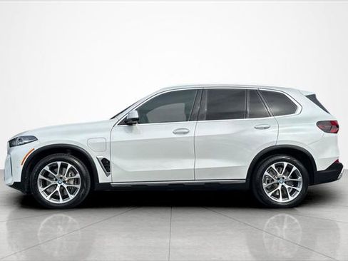 Used 2024 BMW X5 xDrive50e w/ Parking Assistance Package image 2