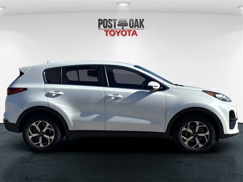 Used 2021 Kia Sportage LX w/ LX Fwd Popular Package image 8