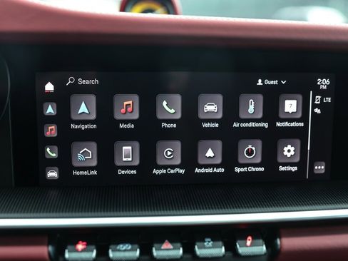 Used 2024 Porsche 911 Carrera w/ Premium Package image 35