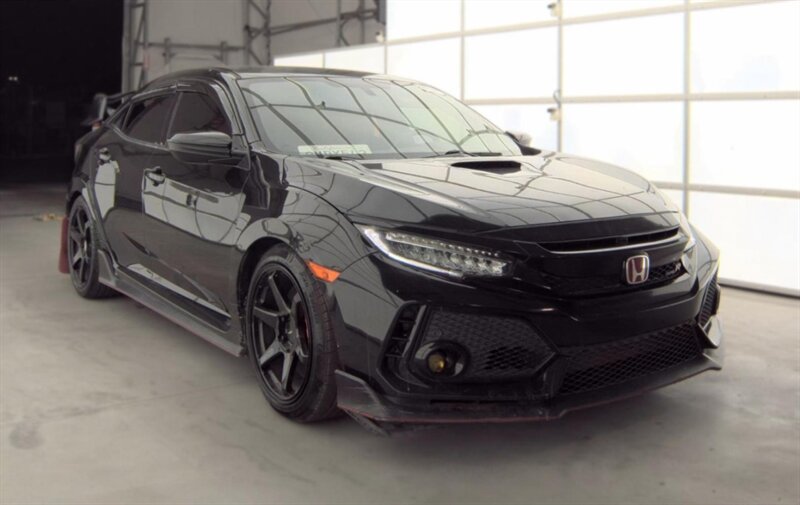 Used 2018 Honda Civic Type R image 1