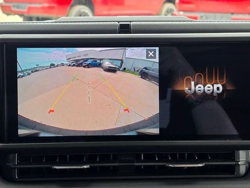 Certified 2025 Jeep Wrangler Unlimited Sahara AWD/4WD image 29