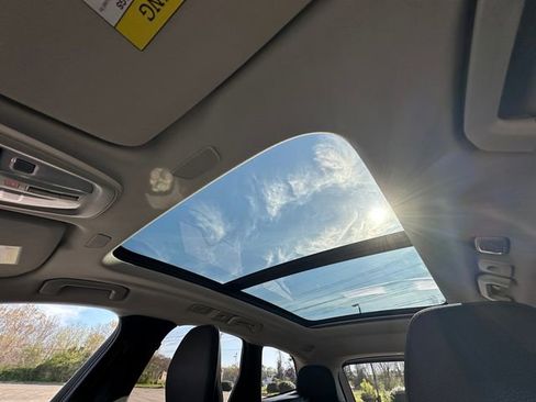 Used 2023 Volvo XC60 B5 Plus w/ Climate Package image 27