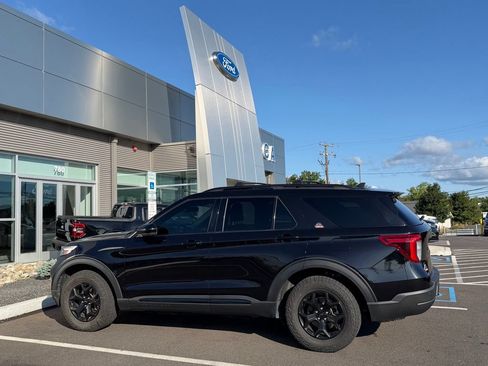 Used 2022 Ford Explorer Timberline w/ Timberline Technology Package AWD/4WD image 7