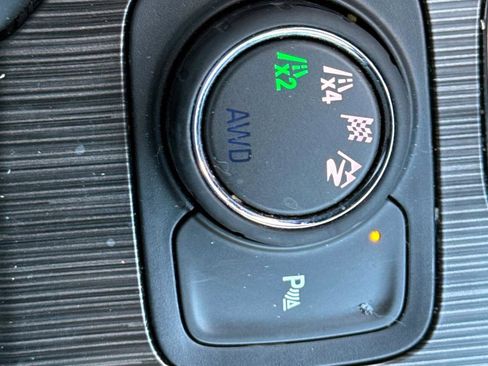 Used 2018 GMC Acadia SLT w/ LPO, Protection Package image 23