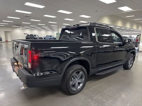 Used 2023 Honda Ridgeline RTL-E image 7