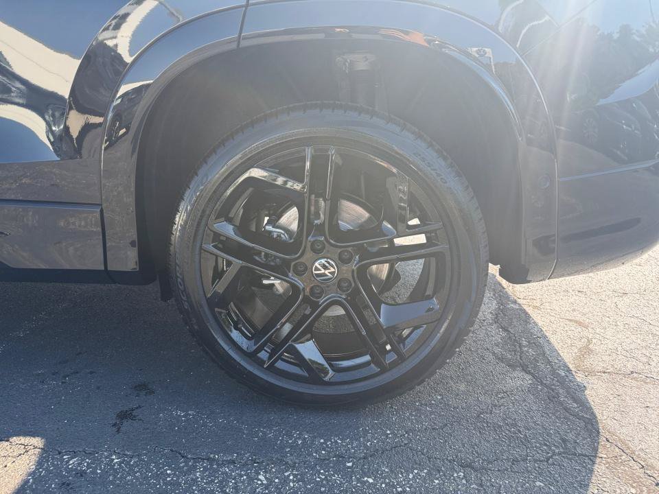 New 2026 Volkswagen Tiguan SE R-Line AWD/4WD image 22