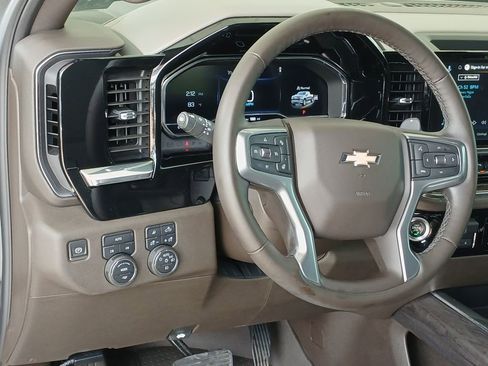 Used 2024 Chevrolet Silverado 1500 LTZ w/ LTZ Convenience Package II image 18