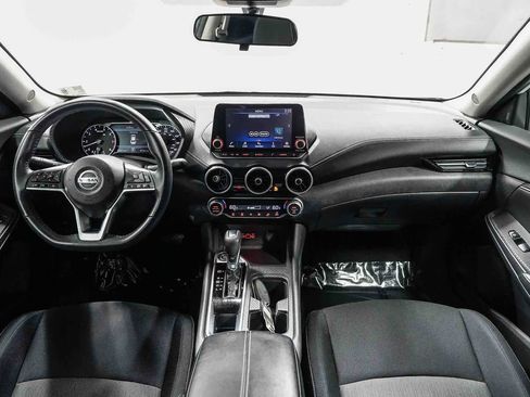 Used 2020 Nissan Sentra SV FWD image 12