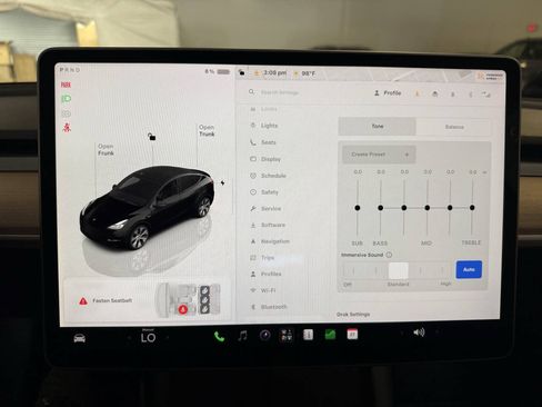 Used 2023 Tesla Model Y Long Range AWD/4WD image 9